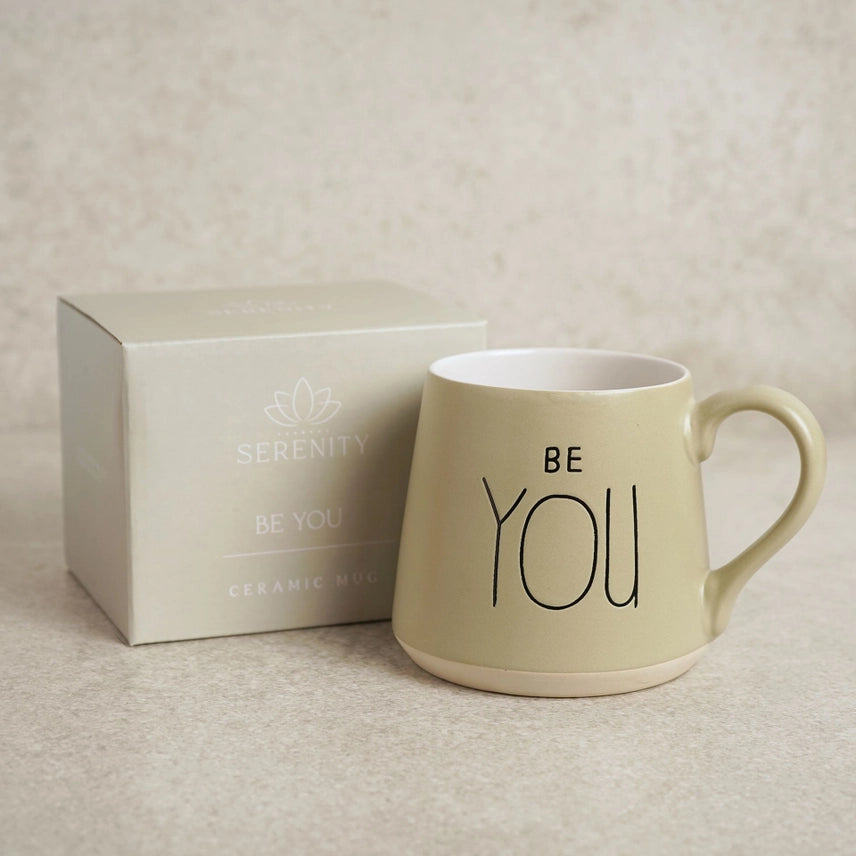 Unik 'Be You' keramikk-kopp i en grønnlig tone, perfekt for en rolig stund