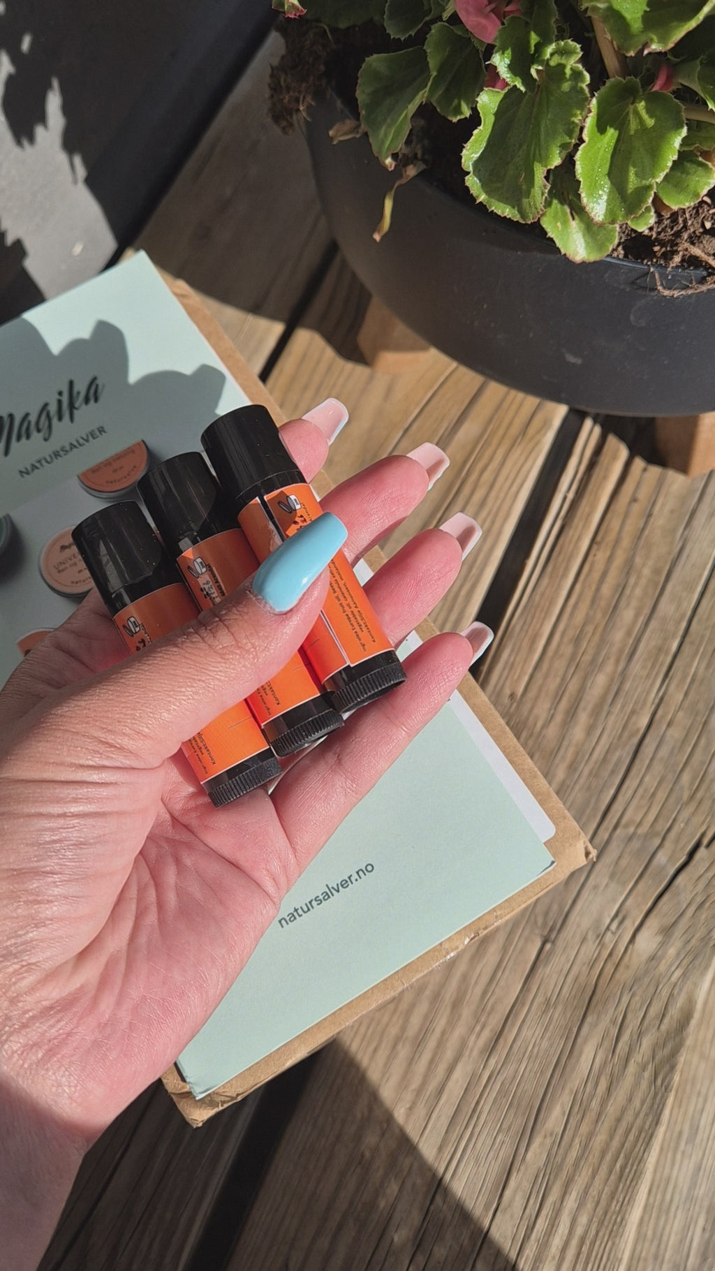 Ringblomst Leppepomade – Naturlig pleie for myke lepper