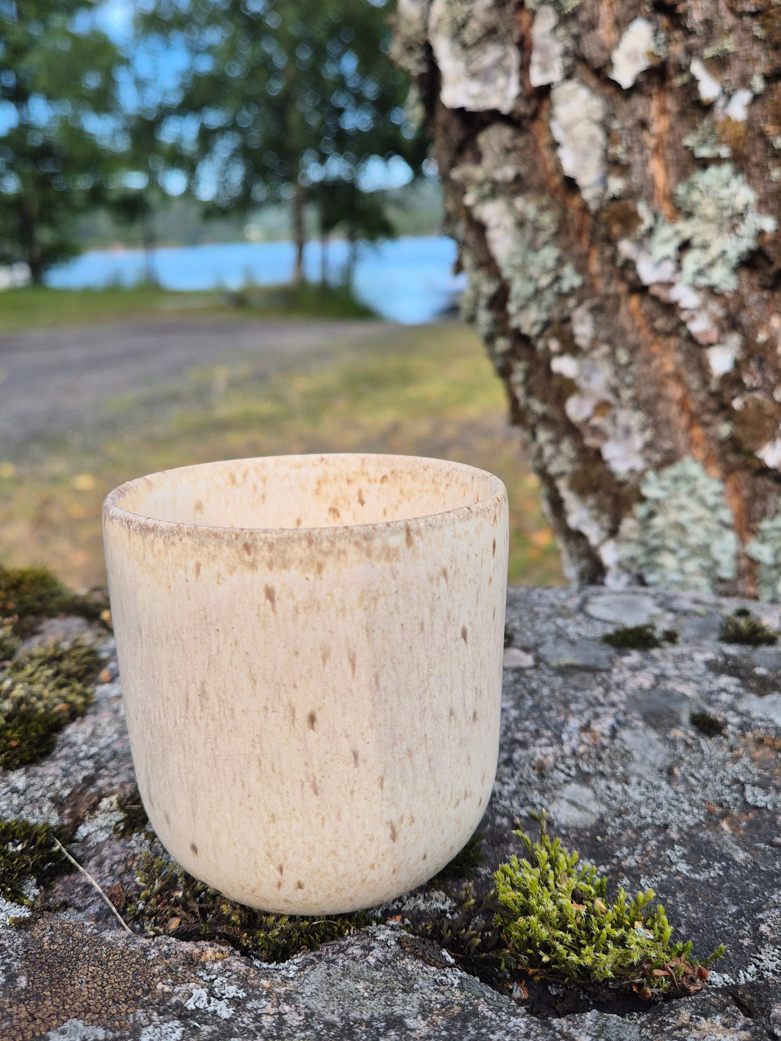 Kopp Fugleegg beige "Preg keramikk"